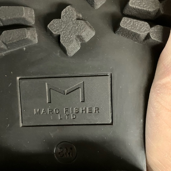 NIB $259 Marc Fisher Izzie suede leather & sheepskin trim lace up boots Lug sole - Picture 11 of 16